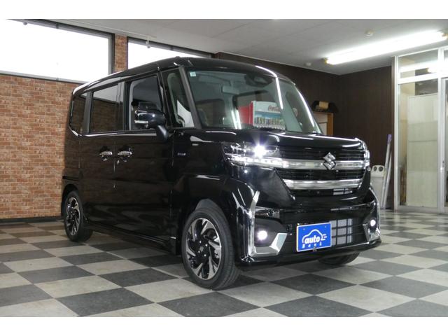 スペーシアカスタム ハイブリッドＸＳ　４ＷＤ　全方位モニター付メモリーナビゲーション　９インチディスプレイ／フルセグＴＶ　スマートフォン連携機能付　スズキコネクト対応通信機　届出済未使用車（3枚目）