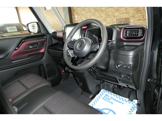 スペーシアカスタム ハイブリッドＸＳ　４ＷＤ　全方位モニター付メモリーナビゲーション　９インチディスプレイ／フルセグＴＶ　スマートフォン連携機能付　スズキコネクト対応通信機　届出済未使用車（6枚目）