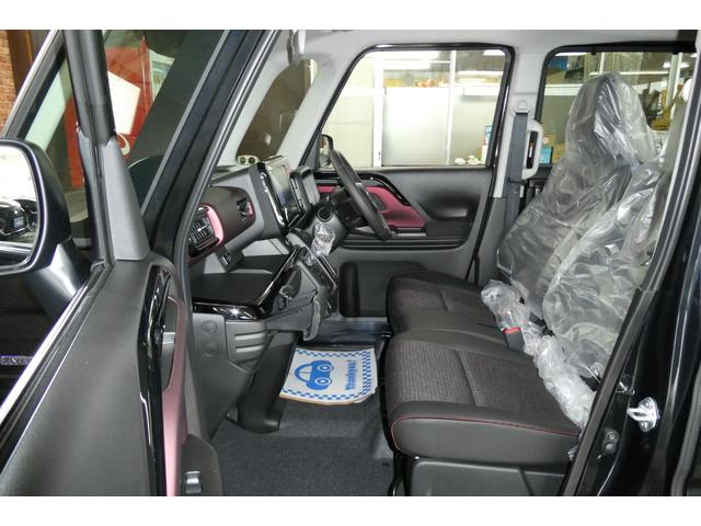 スペーシアカスタム ハイブリッドＸＳ　４ＷＤ　全方位モニター付メモリーナビゲーション　９インチディスプレイ／フルセグＴＶ　スマートフォン連携機能付　スズキコネクト対応通信機　届出済未使用車（13枚目）
