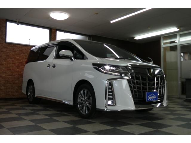 アルファード ２．５Ｓ　タイプゴールドＩＩ　４ＷＤ　メーカーナビフルセグＢカメラ／ブルートゥース／ＣＤ・ＤＶＤデッキ　１２．１インチフリップダウン　シーケンシャルターンシグナルランプ　両側パワスラ　電動リヤゲート　修復歴無ワンオーナー禁煙車（3枚目）