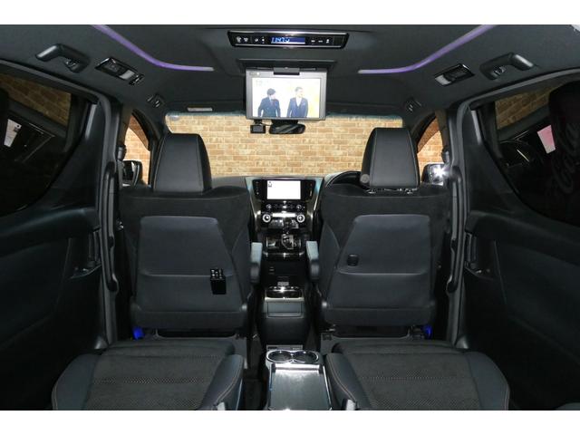 アルファード ２．５Ｓ　タイプゴールドＩＩ　４ＷＤ　メーカーナビフルセグＢカメラ／ブルートゥース／ＣＤ・ＤＶＤデッキ　１２．１インチフリップダウン　シーケンシャルターンシグナルランプ　両側パワスラ　電動リヤゲート　修復歴無ワンオーナー禁煙車（26枚目）