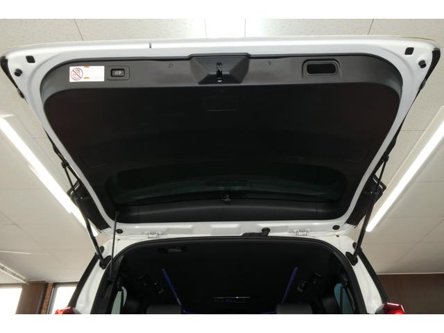 アルファード ２．５Ｓ　タイプゴールドＩＩ　４ＷＤ　メーカーナビフルセグＢカメラ／ブルートゥース／ＣＤ・ＤＶＤデッキ　１２．１インチフリップダウン　シーケンシャルターンシグナルランプ　両側パワスラ　電動リヤゲート　修復歴無ワンオーナー禁煙車（44枚目）