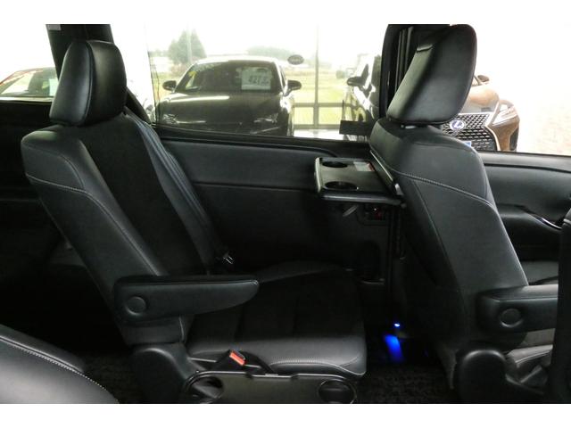 ノア Si ダブルバイビーIII 4WD トヨタセーフティセンス 純正10インチSDナビ/フルセグTV/Bカメラ DVDビデオ再生/ブルートゥース接続 後席専用純正フリップダウン 修復歴無し 禁煙車(29枚目)