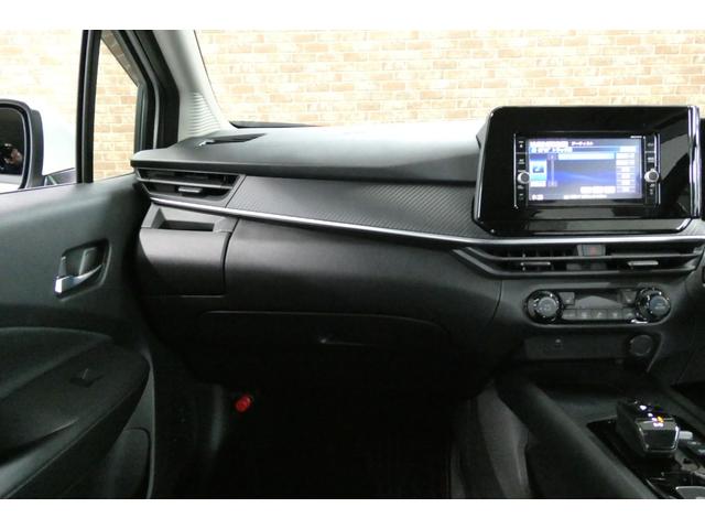 内外装ともにキレイなクルマです！また当社の在庫は全車、第三者機関（ＡＩＳ）にて車輌状態検査評価書付ですので安心してご購入頂けます。