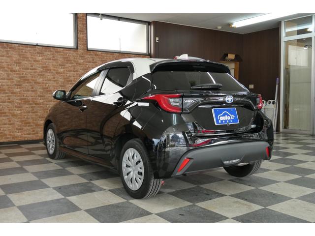 ヤリス ハイブリッドＺ　トヨタセーフティセンス　８インチディスプレイオーディオ　メモリーナビ／パノラミックビューモニター　ＬＥＤヘッドライト　修復歴無し　ワンオーナー車（4枚目）