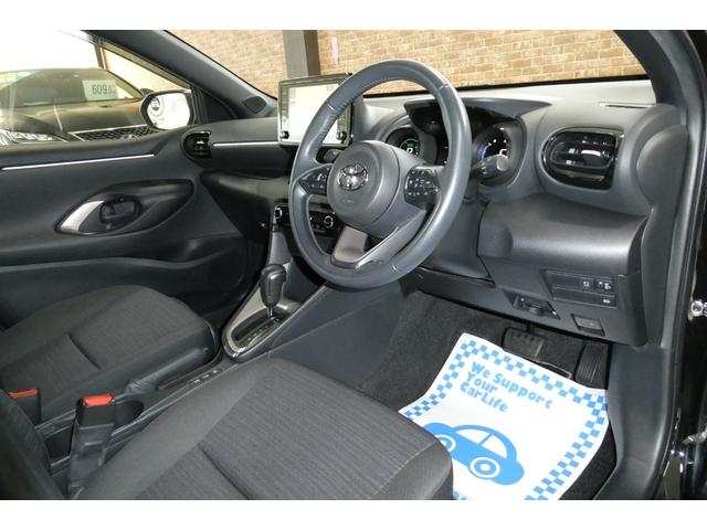 ヤリス ハイブリッドＺ　トヨタセーフティセンス　８インチディスプレイオーディオ　メモリーナビ／パノラミックビューモニター　ＬＥＤヘッドライト　修復歴無し　ワンオーナー車（6枚目）