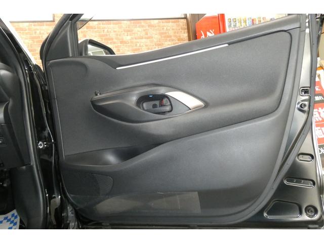 ヤリス ハイブリッドＺ　トヨタセーフティセンス　８インチディスプレイオーディオ　メモリーナビ／パノラミックビューモニター　ＬＥＤヘッドライト　修復歴無し　ワンオーナー車（9枚目）