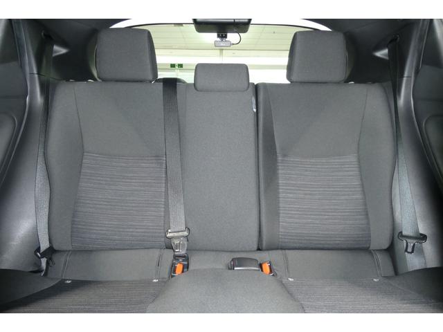 ヤリス ハイブリッドＺ　トヨタセーフティセンス　８インチディスプレイオーディオ　メモリーナビ／パノラミックビューモニター　ＬＥＤヘッドライト　修復歴無し　ワンオーナー車（18枚目）