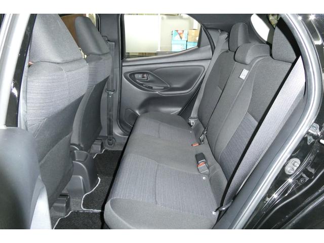 ヤリス ハイブリッドＺ　トヨタセーフティセンス　８インチディスプレイオーディオ　メモリーナビ／パノラミックビューモニター　ＬＥＤヘッドライト　修復歴無し　ワンオーナー車（19枚目）