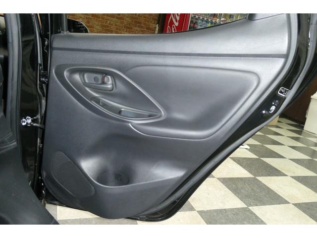 ヤリス ハイブリッドＺ　トヨタセーフティセンス　８インチディスプレイオーディオ　メモリーナビ／パノラミックビューモニター　ＬＥＤヘッドライト　修復歴無し　ワンオーナー車（22枚目）