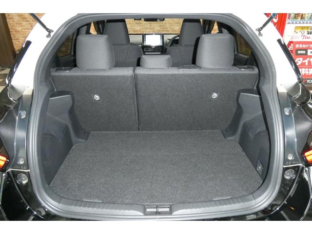 ヤリス ハイブリッドＺ　トヨタセーフティセンス　８インチディスプレイオーディオ　メモリーナビ／パノラミックビューモニター　ＬＥＤヘッドライト　修復歴無し　ワンオーナー車（24枚目）