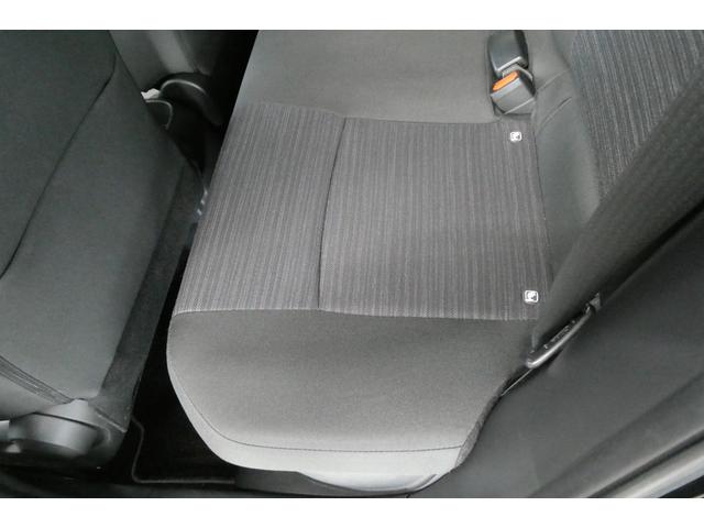 ヤリス ハイブリッドＺ　トヨタセーフティセンス　８インチディスプレイオーディオ　メモリーナビ／パノラミックビューモニター　ＬＥＤヘッドライト　修復歴無し　ワンオーナー車（52枚目）