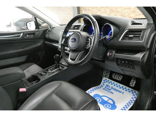 レガシィアウトバック リミテッド　ＡＷＤ　アイサイト　黒革シート　ダイヤトーンサウンドＳＤナビ／フルセグＴＶ／バックカメラ／フロント・サイドカメラ　フリップダウンモニター　ナイトロパワー１８インチＡＷ　ＬＥＤヘッドライト　修復歴無し（6枚目）