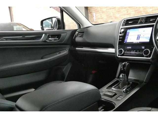レガシィアウトバック リミテッド　ＡＷＤ　アイサイト　黒革シート　ダイヤトーンサウンドＳＤナビ／フルセグＴＶ／バックカメラ／フロント・サイドカメラ　フリップダウンモニター　ナイトロパワー１８インチＡＷ　ＬＥＤヘッドライト　修復歴無し（46枚目）