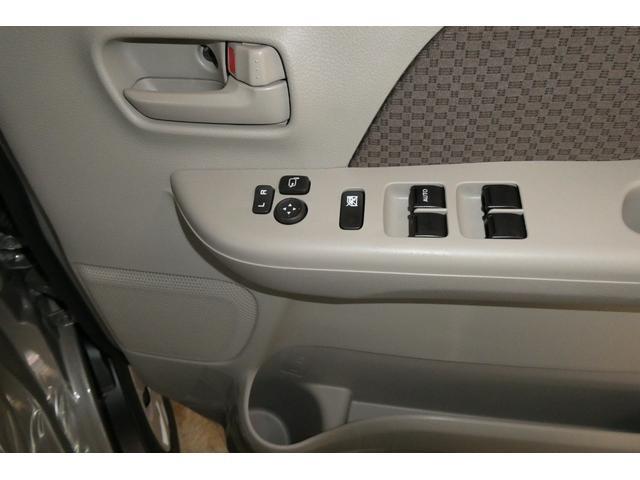 エブリイ ジョイン　３モード電子制御式４ＷＤ　スズキセーフティサポート　バックアイカメラ付ディスプレイオーディオ　ＬＥＤヘッドランプ　シートヒーター　プッシュスタートシステム　スマートキー　届出済み未使用車（9枚目）