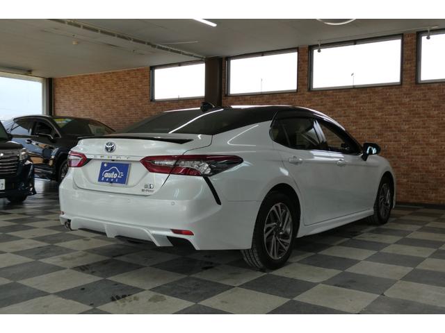 カムリ ＷＳ　ＨＹＢＲＩＤ　Ｅ－Ｆｏｕｒ　セーフティセンス　純正９インチディスプレイオーディオ　フルセグＴＶ／バックカメラ　モデリスタ１７インチＡＷ　ＬＥＤヘッドライト　ドラレコ　ＥＴＣ２．０　修復歴無　禁煙車（2枚目）