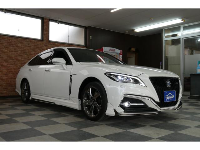 クラウンハイブリッド RSアドバンス Four セーフティパッケージ モデリスタエアロ 黒革シートベンチレーション ムーンルーフ メーカーナビ/フルセグTV/パノラミックビューモニター DVDビデオ再生/ブルートゥース接続 パーキングアシスト(3枚目)