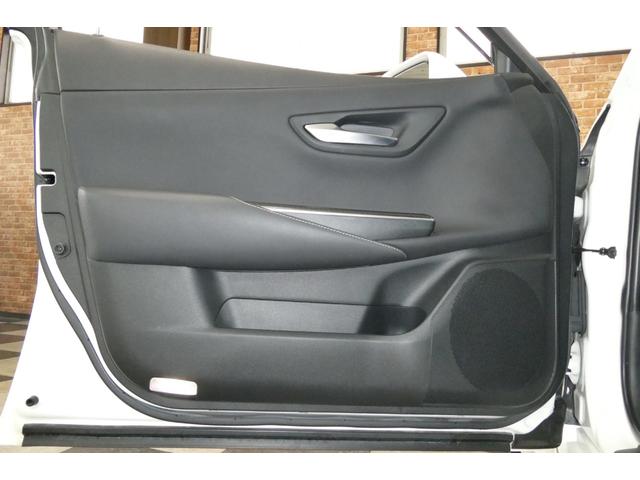 クラウンハイブリッド RSアドバンス Four セーフティパッケージ モデリスタエアロ 黒革シートベンチレーション ムーンルーフ メーカーナビ/フルセグTV/パノラミックビューモニター DVDビデオ再生/ブルートゥース接続 パーキングアシスト(11枚目)