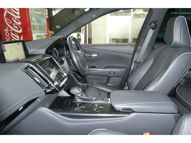 クラウンハイブリッド RSアドバンス Four セーフティパッケージ モデリスタエアロ 黒革シートベンチレーション ムーンルーフ メーカーナビ/フルセグTV/パノラミックビューモニター DVDビデオ再生/ブルートゥース接続 パーキングアシスト(15枚目)