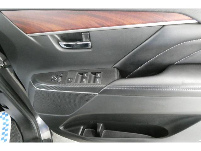 デリカD:5 G パワーパッケージ 4WD 2.2ディーゼルターボ アルパイン9インチSDナビフルセグTV アラウンドビューモニター 両側パワースライド 電動リヤゲート LEDヘッドライト LEDフォグランプ 寒冷地仕様 修復歴無し(9枚目)