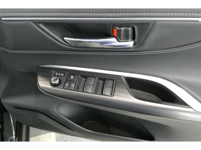 ハリアー Z AWD モデリスタエアロ セーフティセンス 調光パノラマルーフ 12.3インチメーカーナビ/フルセグTV/Bカメラ LEDヘッドライト おくだけ充電 デジタルインナーミラー 修復歴無し 禁煙車(9枚目)