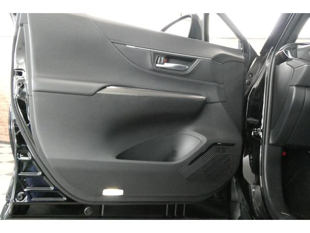 ハリアー Z AWD モデリスタエアロ セーフティセンス 調光パノラマルーフ 12.3インチメーカーナビ/フルセグTV/Bカメラ LEDヘッドライト おくだけ充電 デジタルインナーミラー 修復歴無し 禁煙車(11枚目)