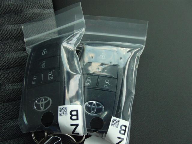 ノア ハイブリッドＳ－Ｚ　４ＷＤ　乗車定員７人　ハイブリッド（10枚目）