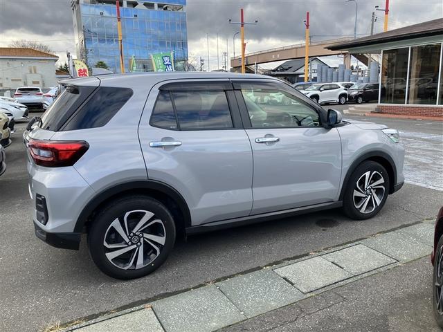 ライズ Z 4WD ETC 記録簿 スマートキー エンジンスターター スマートアシスト 衝突被害軽減システム レーンアシスト 寒冷地仕様 シートヒーター LEDヘッドライト ABS 運転席エアバッグ(4枚目)