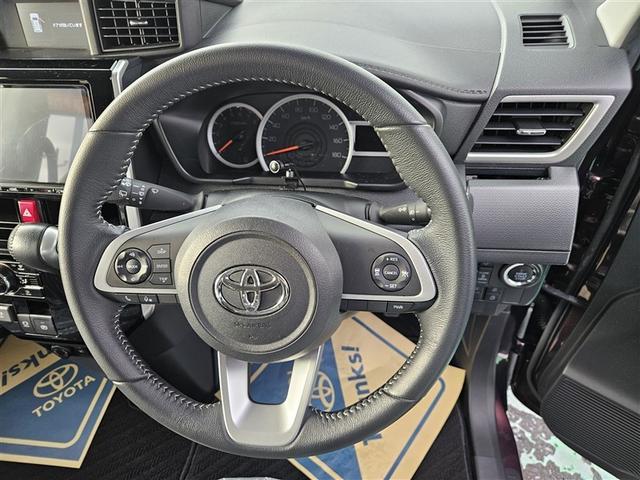 ルーミー カスタムＧ　４ＷＤ　寒冷地　衝突被害軽減システム　メモリーナビ　バックカメラ　両側電動スライド　フルセグ　ＬＥＤヘッドランプ　アルミホイール　スマートキー　オートクルーズコントロール　アイドリングストップ（9枚目）