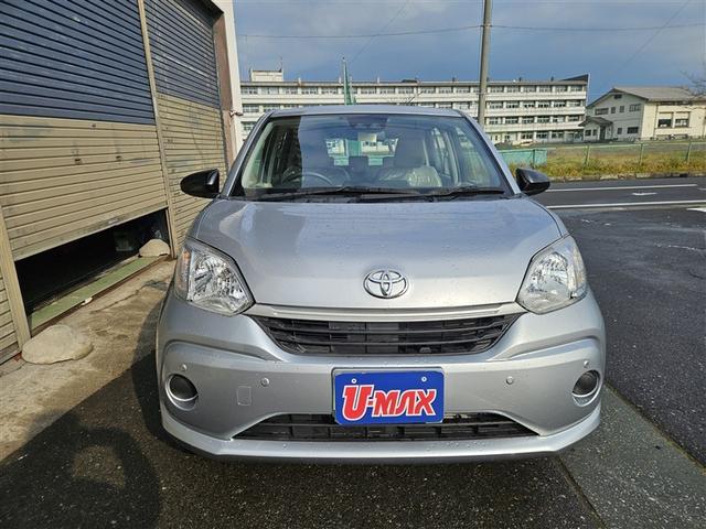 パッソ Ｘ　Ｓ　４ＷＤ　衝突被害軽減システム　メモリーナビ　バックカメラ　ワンセグ　スマートキー　アイドリングストップ　ＥＴＣ　盗難防止装置　キーレス　ベンチシート（3枚目）