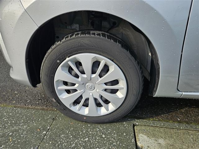 パッソ Ｘ　Ｓ　４ＷＤ　衝突被害軽減システム　メモリーナビ　バックカメラ　ワンセグ　スマートキー　アイドリングストップ　ＥＴＣ　盗難防止装置　キーレス　ベンチシート（6枚目）