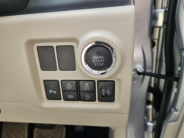 パッソ Ｘ　Ｓ　４ＷＤ　衝突被害軽減システム　メモリーナビ　バックカメラ　ワンセグ　スマートキー　アイドリングストップ　ＥＴＣ　盗難防止装置　キーレス　ベンチシート（9枚目）