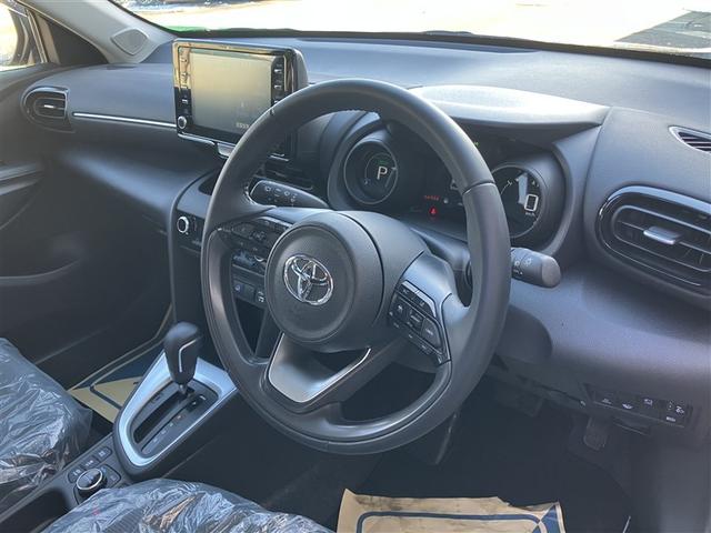 ヤリスクロス ハイブリッドG 4WD 寒冷地 衝突被害軽減システム メモリーナビ バックカメラ アルミホイール スマートキー ETC 盗難防止装置 キーレス 横滑り防止機能 ハイブリッド ABS 運転席エアバッグ(9枚目)