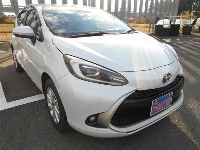 アクア Z 4WD ハイブリッド トヨタセーフティセンス 寒冷地仕様 パノラマミックビューカメラ エンジンスターター ディスプレイオーディオ AC100V アルミホイール(3枚目)