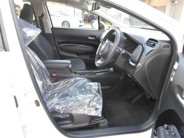 アクア Z 4WD ハイブリッド トヨタセーフティセンス 寒冷地仕様 パノラマミックビューカメラ エンジンスターター ディスプレイオーディオ AC100V アルミホイール(11枚目)