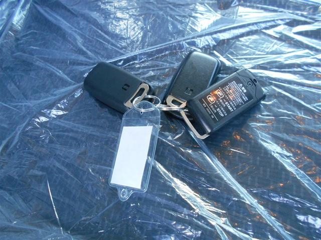 ルーミー Ｇ　４ＷＤ　スマートアシスト　寒冷地仕様　両側パワースライドドア　エンジンスターター　ナビ　ＣＤ　ＤＶＤ　ＳＤ　Ｂｌｕｅｔｏｏｔｈ　ラジオ　フルセグＴＶ　バックカメラ（9枚目）