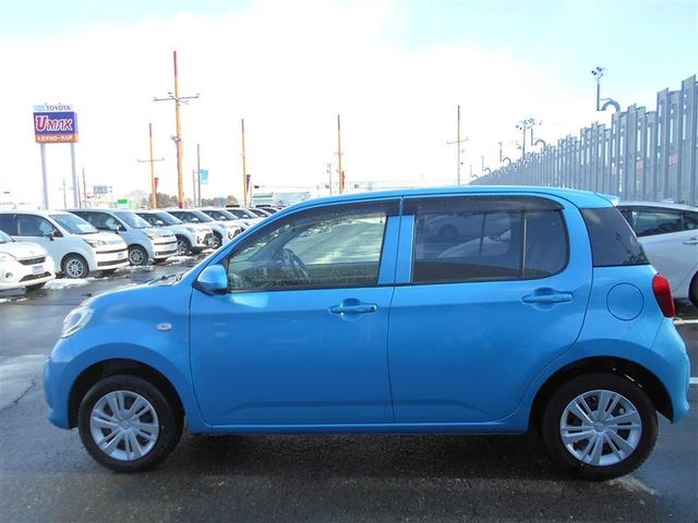 パッソ Ｘ　ＬパッケージＳ　４ＷＤ　スマートアシスト　ナビ　ＣＤ　ＤＶＤ　ＳＤ　ラジオ　フルセグＴＶ　バックカメラ　エンジンスターター　オートエアコン　ＬＥＤフォグランプ（8枚目）