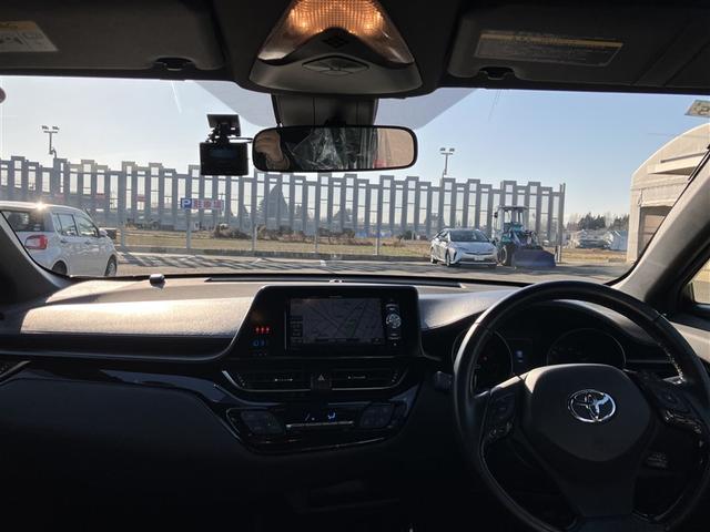 ���ʂ��̂悢��������Ƃ������E�ŁA�N�ł��^�]���₷���ł��B�^�]�̂��₷���͔��ɂ����ɂ��q����܂�