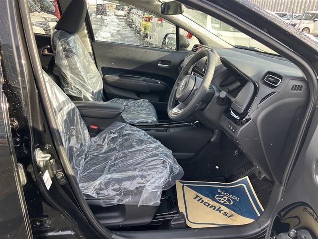 アクア Ｇ　４ＷＤ　ハイブリッド　トヨタセーフティセンス　寒冷地仕様　フルエアロ　モデリスタ　ディスプレイオーディオ　バックカメラ　エンジンスターター　ＥＴＣ　１５００Ｗ電源（12枚目）