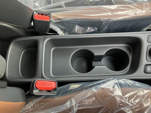 ヤリスクロス Z アドベンチャー 4WD トヨタセーフティセンス 寒冷地仕様 ディスプレイオーディオ TV エンジンスターター ETC シートヒーター ハンドルヒーター バックカメラ(10枚目)