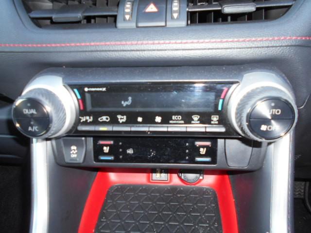 ＲＡＶ４ ハイブリッドアドベンチャー　オフロードパッケージＩＩ　４ＷＤ　ハイブリッド（7枚目）