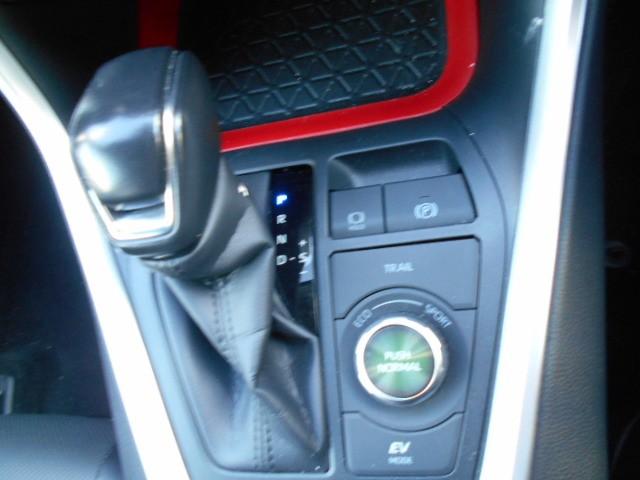 ＲＡＶ４ ハイブリッドアドベンチャー　オフロードパッケージＩＩ　４ＷＤ　ハイブリッド（8枚目）