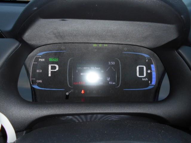 アクア Z 4WD ハイブリッド バックカメラ 全方位カメラ スマートキー LEDヘッドライト 衝突被害軽減システム トヨタセーフティーセンス レーンアシスト 記録簿 アイドリングストップ 運転席エアバッグ(3枚目)