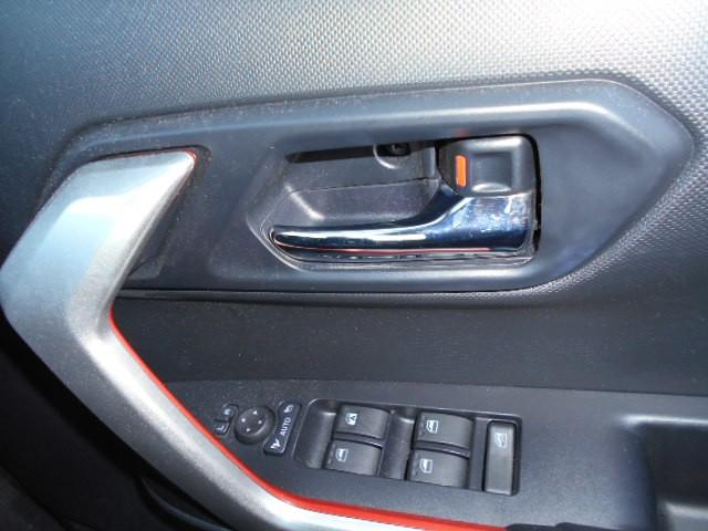 ライズ Ｇ　４ＷＤ　寒冷地仕様　スマートキー　オートマチックハイビーム　オートライト　衝突被害軽減システム　レーンアシスト　ＬＥＤヘッドライト　シートヒーター　アイドリングストップ　ＡＢＳ　運転席エアバッグ（9枚目）