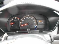 シンプルで見やすい速度メーターです。 2