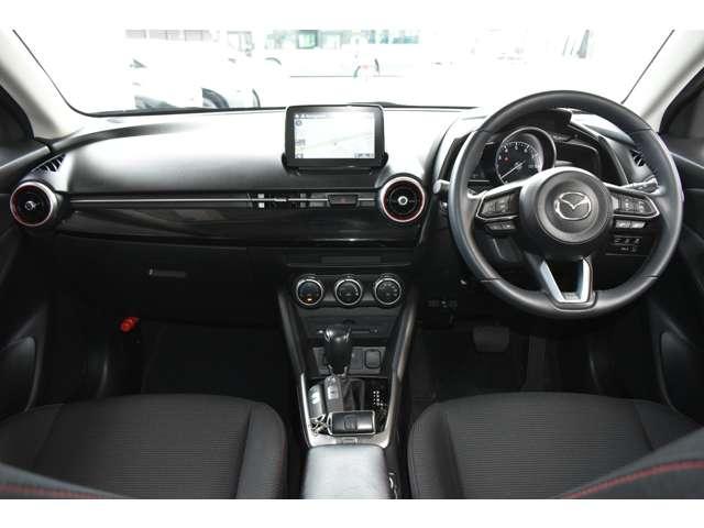 ＭＡＺＤＡ２ １５Ｓ　Ｂｌａｃｋ　Ｔｏｎｅ　Ｅｄｉｔｉｏｎ　３６０°ビュー　ＣＤ／ＤＶＤプレーヤー＋地デジチューナー　３６０°　キーレス　誤発進抑制　パーキングセンサー　レーダークルーズ　ＡＷＤ　ＬＥＤヘッドライト　ＥＴＣ　フルセグＴＶ　３６０°ビューカメラ（3枚目）