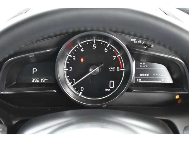 ＭＡＺＤＡ２ １５Ｓ　Ｂｌａｃｋ　Ｔｏｎｅ　Ｅｄｉｔｉｏｎ　３６０°ビュー　ＣＤ／ＤＶＤプレーヤー＋地デジチューナー　３６０°　キーレス　誤発進抑制　パーキングセンサー　レーダークルーズ　ＡＷＤ　ＬＥＤヘッドライト　ＥＴＣ　フルセグＴＶ　３６０°ビューカメラ（5枚目）