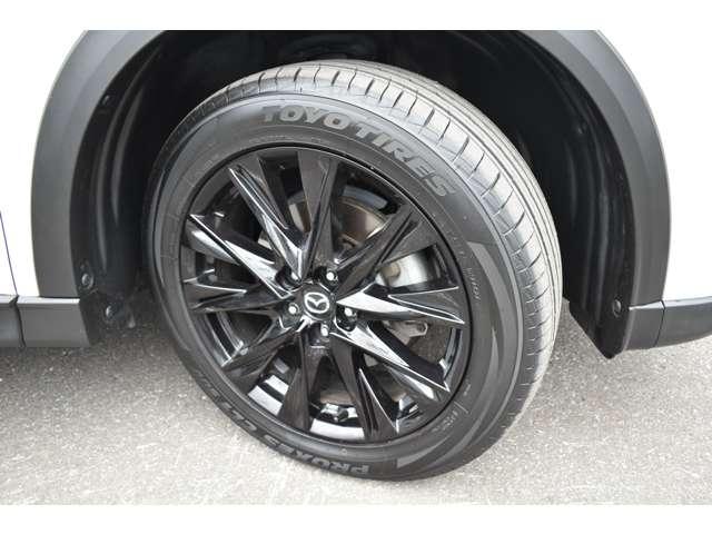 ＣＸ－８ ２５Ｓ　Ｂｌａｃｋ　Ｔｏｎｅ　Ｅｄｉｔｉｏｎ　ルーフレール　ルーフレール＆サイドガーニッシュ　１０．２５　ＥＴＣ付き　ＡＷＤ　Ｂカメラ　パノラマカメラ　アダプティブクルーズ　フルセグテレビ　盗難防止装置　ＷＡＣ　ＬＥＤヘッドライト　アルミホイール　記録簿（18枚目）