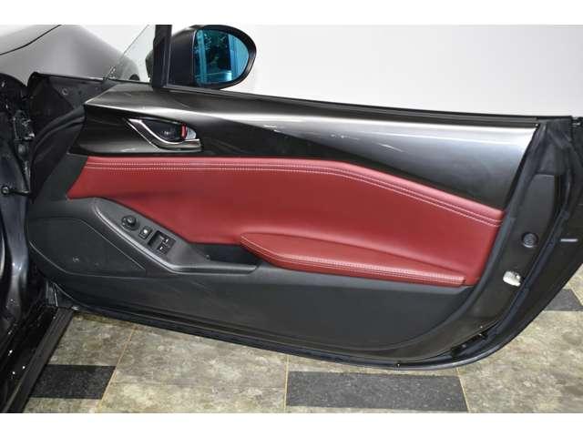 ロードスターＲＦ ＶＳ　Ｂｕｒｇｕｎｄｙ　Ｓｅｌｅｃｔｉｏｎ　バーガンディセレクション・ＭＡＺＤＡＳＰＥＥＤスト　ＳＣＢＳ　クリソナ　ＬＥＤライト　キーフリー　アドバンストキー　ＥＴＣ車載器　本革シート　フルセグテレビ　定期点検記録簿　ナビＴＶ　シートヒーター（13枚目）