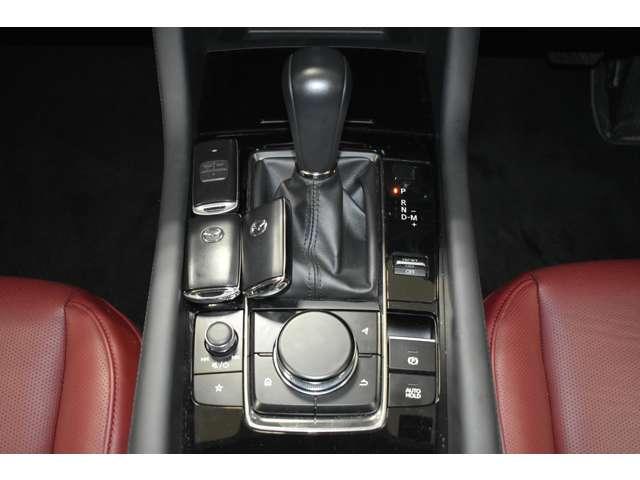 ＭＡＺＤＡ３ファストバック ＦＡＳＴＢＡＣＫ　２０Ｓ　Ｐｒｏａｃｔｉｖｅ　Ｔｏｕｒｉｎｇ　バーガンディパッケージ　レザーシート　３６０度ビュー　Ｐシート　フルセグＴＶ　レーダークルーズ　ＬＥＤヘッドライト　キーレス　衝突被害軽減ブレーキ　シートヒーター　ワンオーナー　ＤＶＤ再生　ＥＴＣ（8枚目）